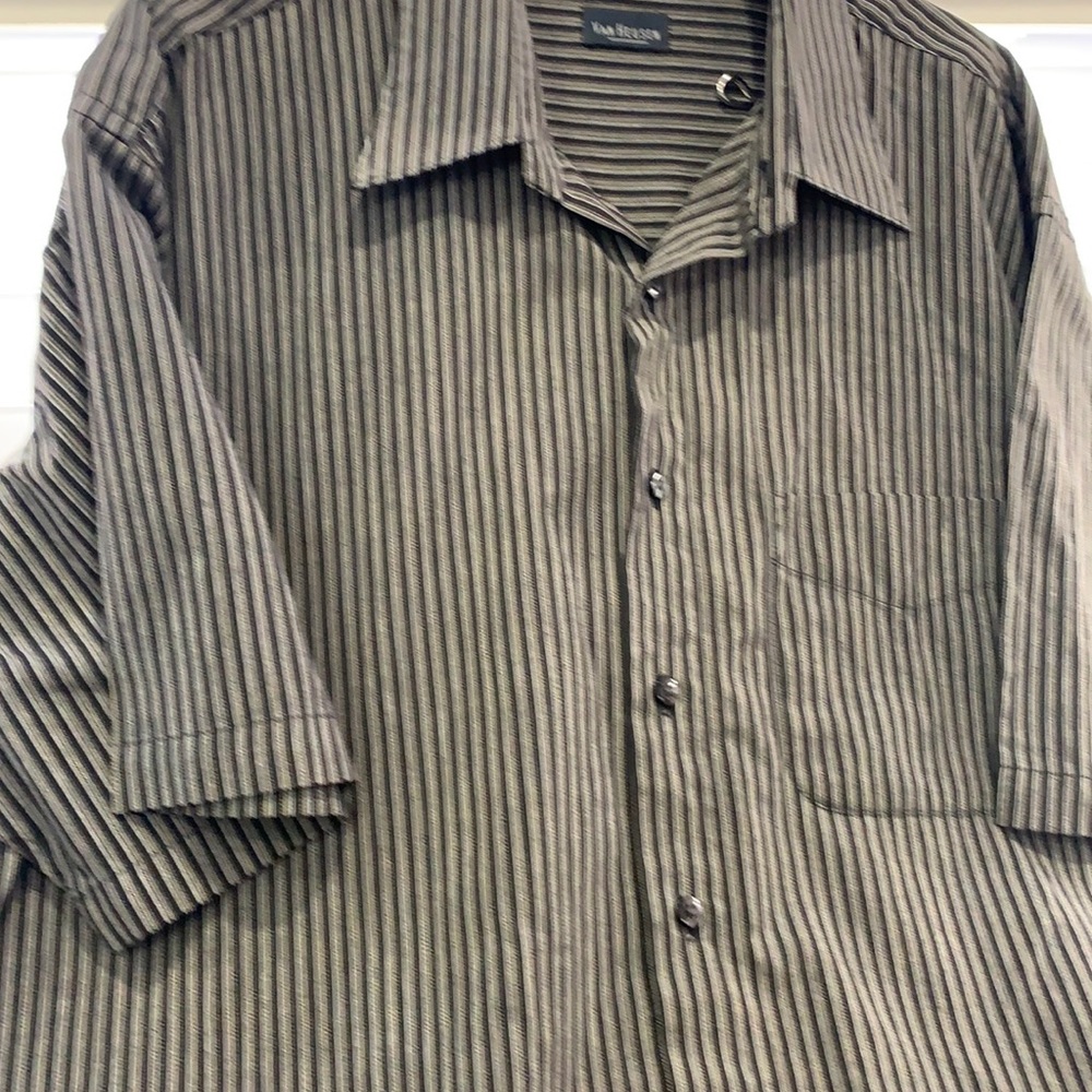 Van Heusen Large 16x16.5 65%polyester 35% cotton